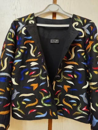 Chaqueta de seda bordada Talla M