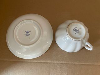 Juego de taza y platillo de porcelana rusa – Impe