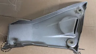 Tapa bajo depósito TZR 50 y 80 .