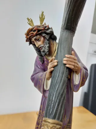 Jesús con la Cruz Olot 32 cm