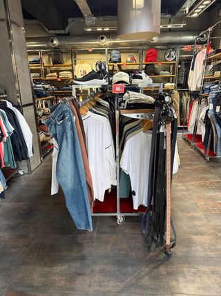 Mobiliario Tienda Ropa