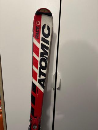 Esquís, equipo ropa y proteccion de esquí -14 años