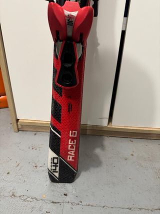 Esquís, equipo ropa y proteccion de esquí -14 años