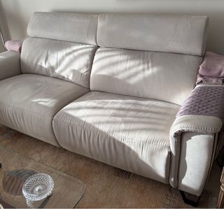 Sofá de tela beige 2,28m en perfectas condiciones