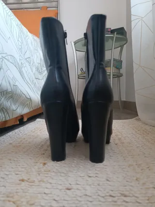 Botines tacón ancho y plataforma negros SIN ESTREN