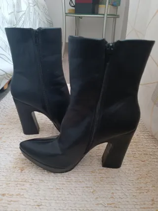 Botines tacón ancho y plataforma negros SIN ESTREN