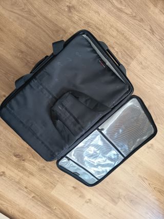 Maleta Grande Negra LowePro