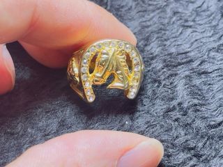 Anillo Oro 18k 750 con Diamantes y Caballo