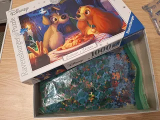 Puzzle Ravensburger 1000 peças Dama e o Vagabundo