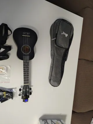 Ukelele soprano WINZZ negro nuevo
