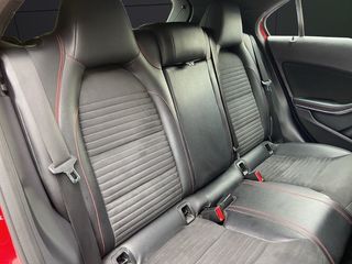 Mercedes-Benz Clase A 180 CDI AMG Line 80 kW (109 CV)