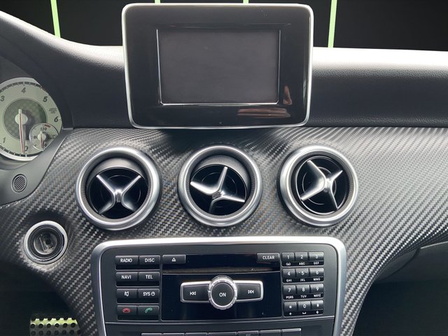 Mercedes-Benz Clase A 180 CDI AMG Line 80 kW (109 CV)