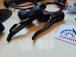 GRUPO SRAM APEX D1 GRAVEL