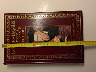 Nostradamus: Il passato, il presente, il futuro...