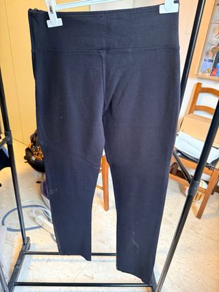 Pantaloni neri ecopelle