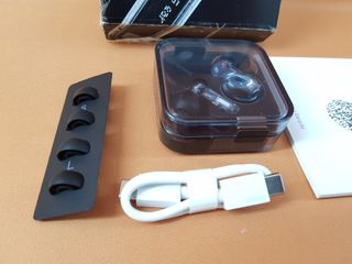 Nothing Ear Auriculares Bluetooth Negros Rojos