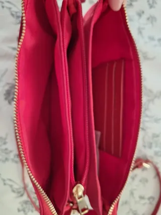 Bolso Cortefiel rojo pequeño cremalleras