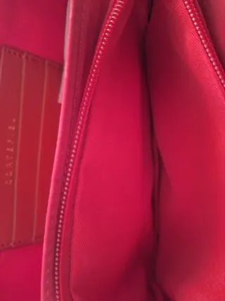 Bolso Cortefiel rojo pequeño cremalleras
