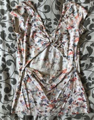 Maglietta Bershka fantasia floreale