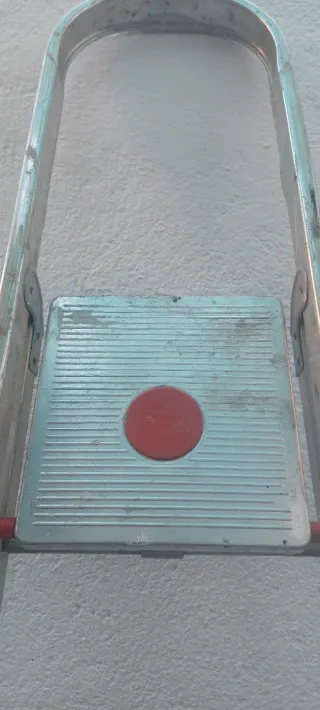 Escalera Tijera Aluminio 8 Peldaños