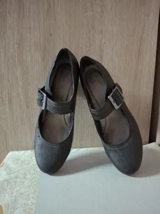 Zapatos de piel mujer tacón hebilla
