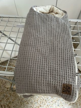 Arrullo para bebé de punto waffle