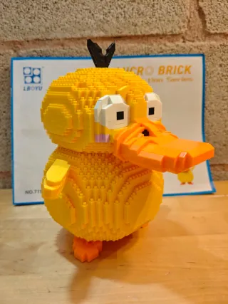 Figura Pokémon Psyduck – Microbloques 2570 piezas