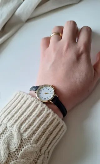 Orologio donna vintage nero e oro