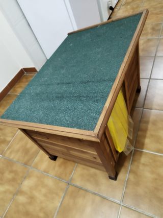 Caseta perro madera resistente estable
