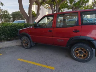 Nissan Terrano II 1999