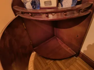 Mueble esquinero madera oscura