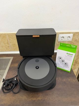Robot Aspirador iRobot j7+ Wi-Fi