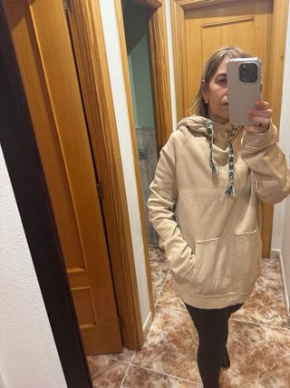 Sudadera Scalpers Beige Capucha Logo
