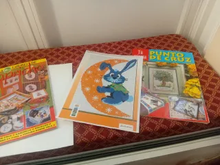 Dibujitos kawaii en punto de cruz