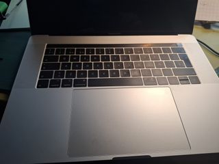 Macbook Pro 2019 15" Plata