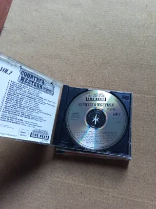 CDs Country & Western y Country Heroes