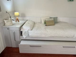 Cama nido con armario y zapatero