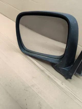 Espejo retrovisor Nissan Terrano Izquierdo