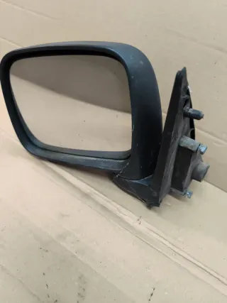 Espejo retrovisor Nissan Terrano Izquierdo