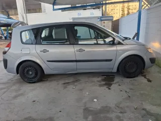 Renault Grand Scenic 2005