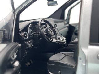 1:18 Mercedes V Klasse AMG Line 2018 Plata Norev