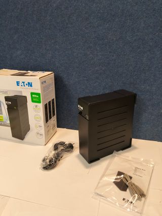 SAI Eaton Ellipse ECO 800VA 500W 4 Tomas USB Negro
