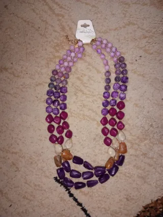Collana multistrato viola e rosa