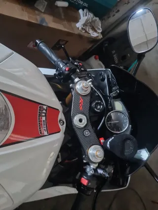 Yamaha R6R 2007 - Moto Deportiva