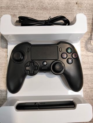 Nacon Asymmetric Mando Wireless PS4