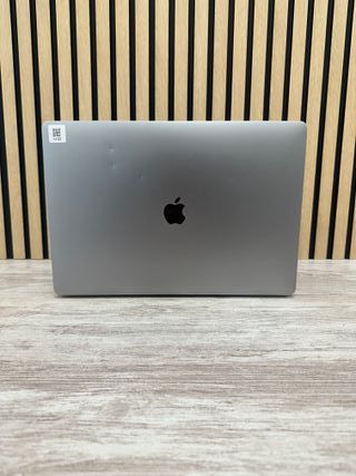 MacBook Pro 16" 2019 i9 16gb 1tb SSD