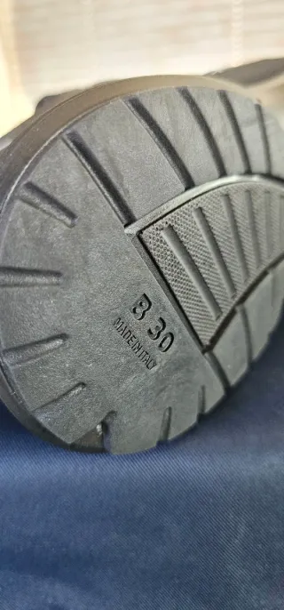 Zapatillas B30 Negras Talla 43 NUEVAS PRECIOSAS