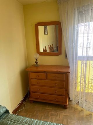 Conjunto 1 cama 90cm, mesilla, armario y espejo