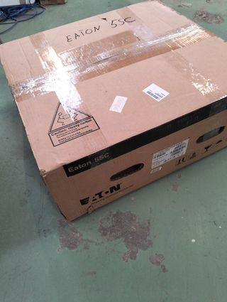 UPS Eaton 5SC 1500I RACK2U 1,5 kVA 1050W 8 salidas