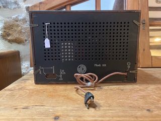 Radio Antigua VICA modelo 112